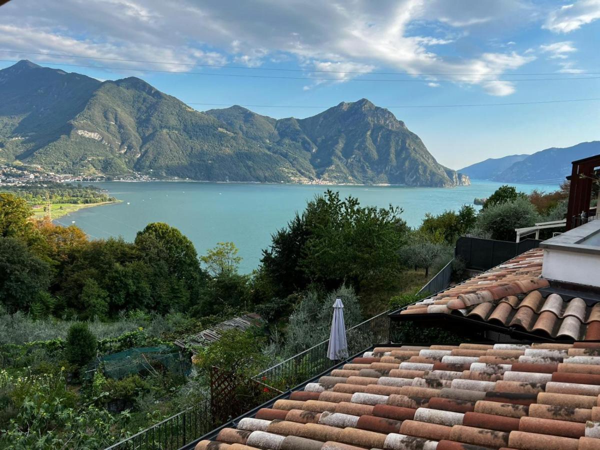 Iseo Lake Villa Con Vista Lago E Piscina Costa Volpino Exterior foto