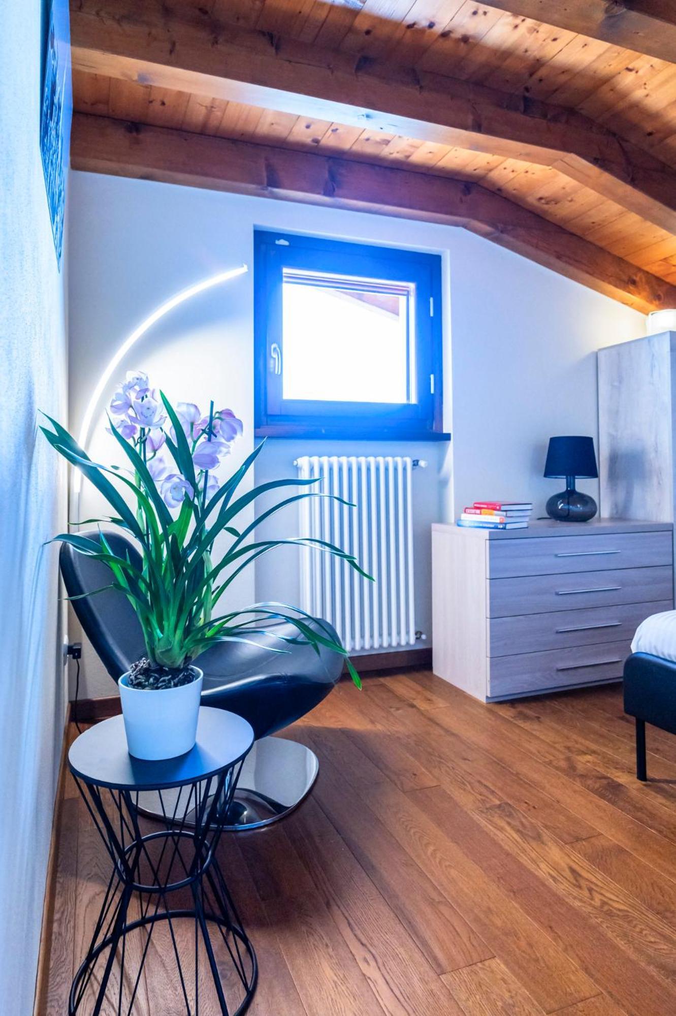 Iseo Lake Villa Con Vista Lago E Piscina Costa Volpino Exterior foto